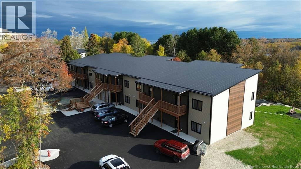 2-1200 Golden Park Crescent, Bathurst, NB, E2A 1N3