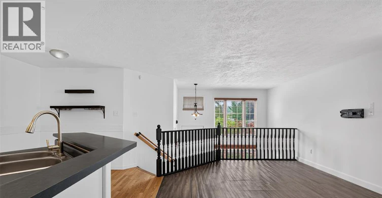 828 Michael Drive, Tecumseh, ON, N8N 5A3 - 7