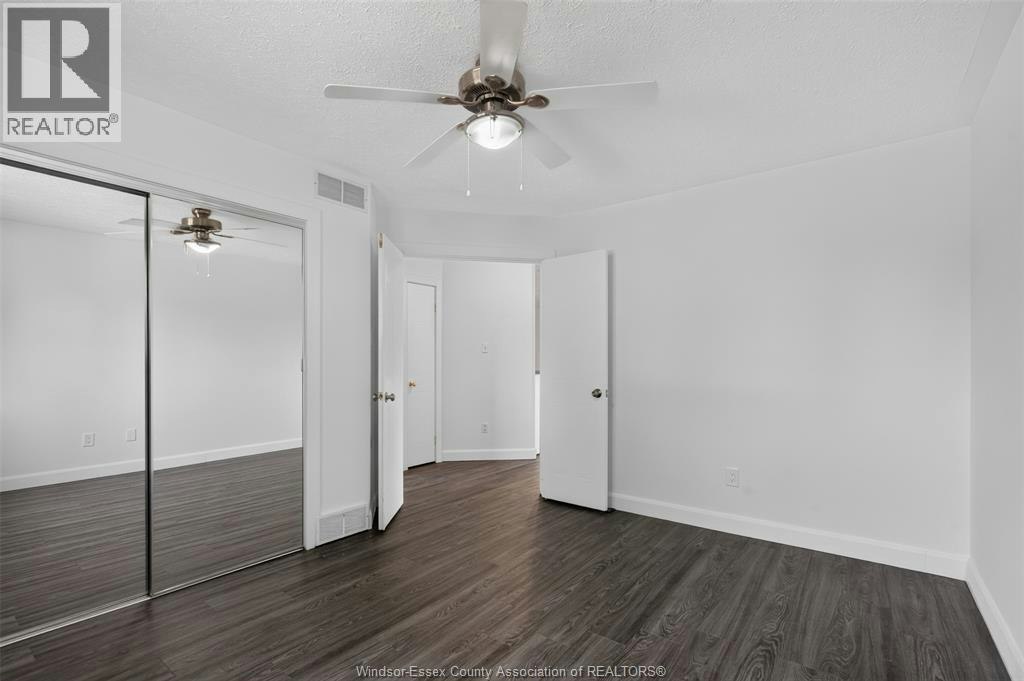 828 Michael Drive, Tecumseh, ON, N8N 5A3 - 18