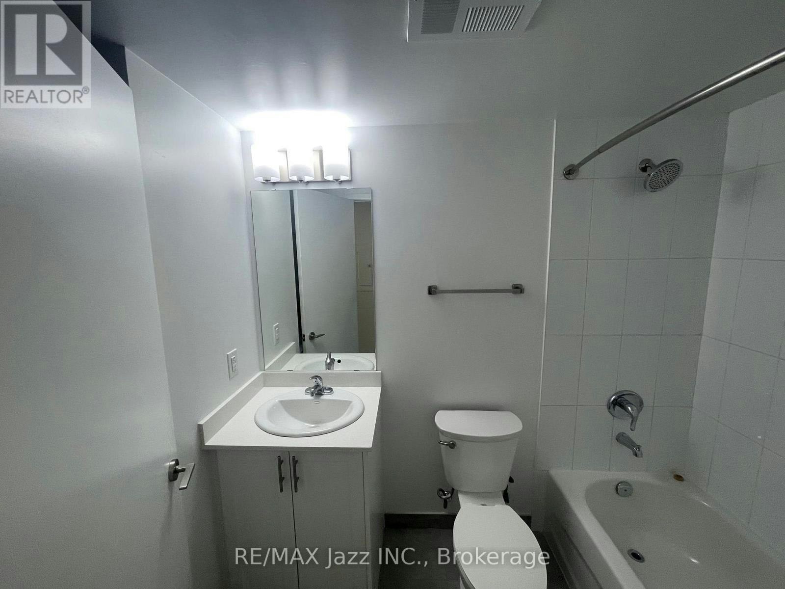 412-100 Bond Street E, Oshawa, ON, L1G 0E6 - 9