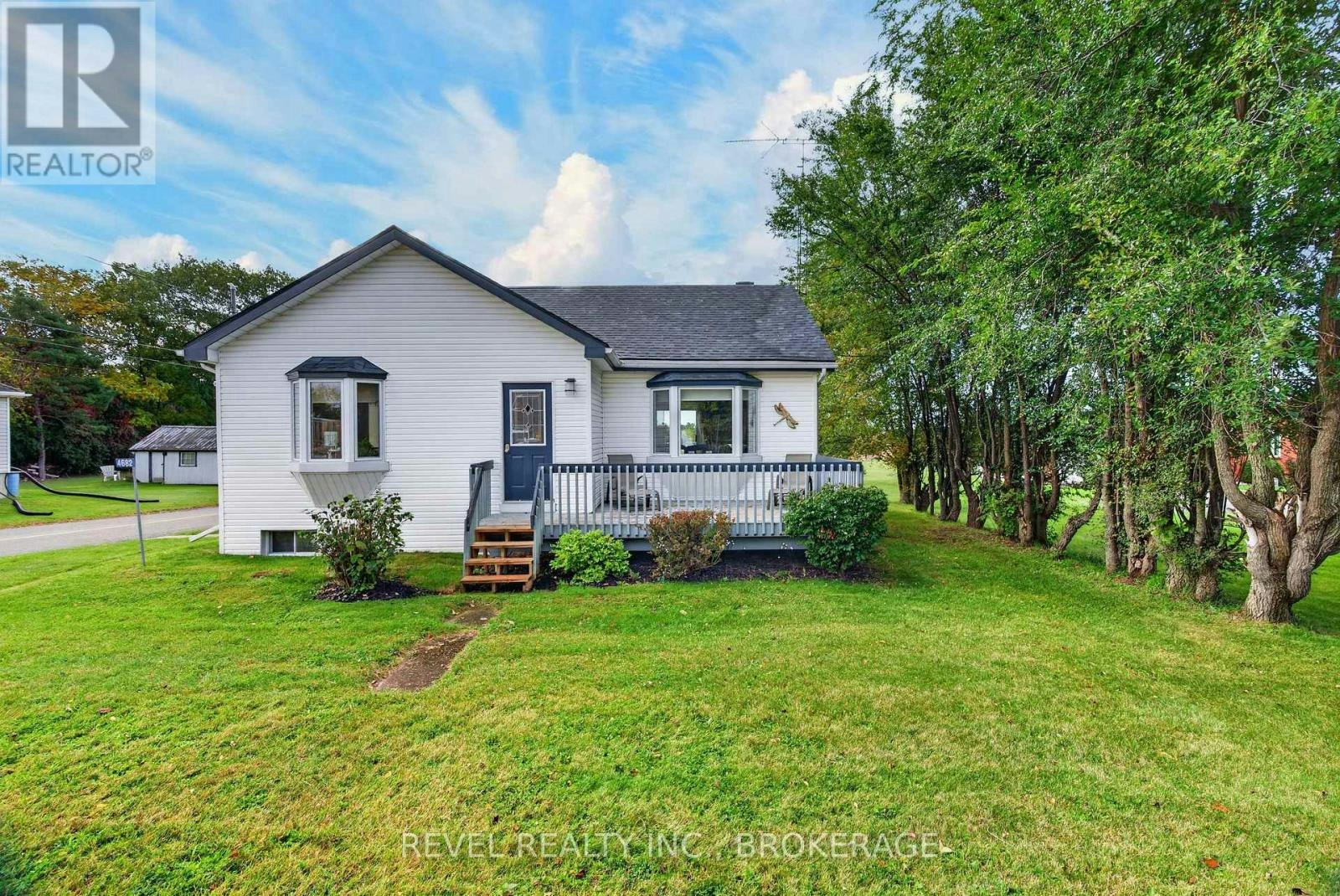 4682 Latimer Road, South Frontenac, ON, K0H 1X0