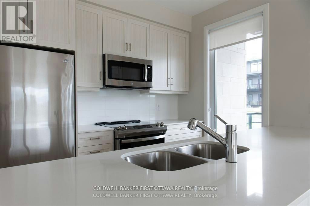 104-150 Boundstone Way, Ottawa, ON, K2T 0M7 - 3