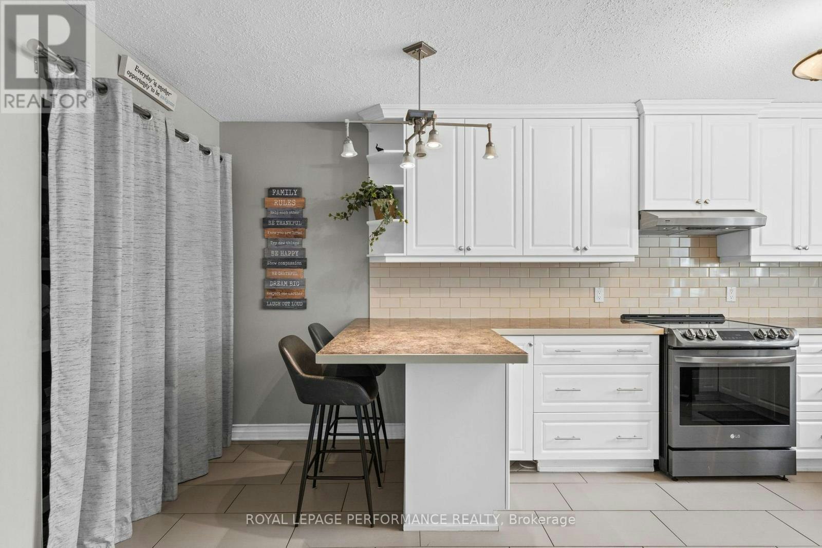 550 Foxview Place, Ottawa, ON, K1K 4C4 - 15