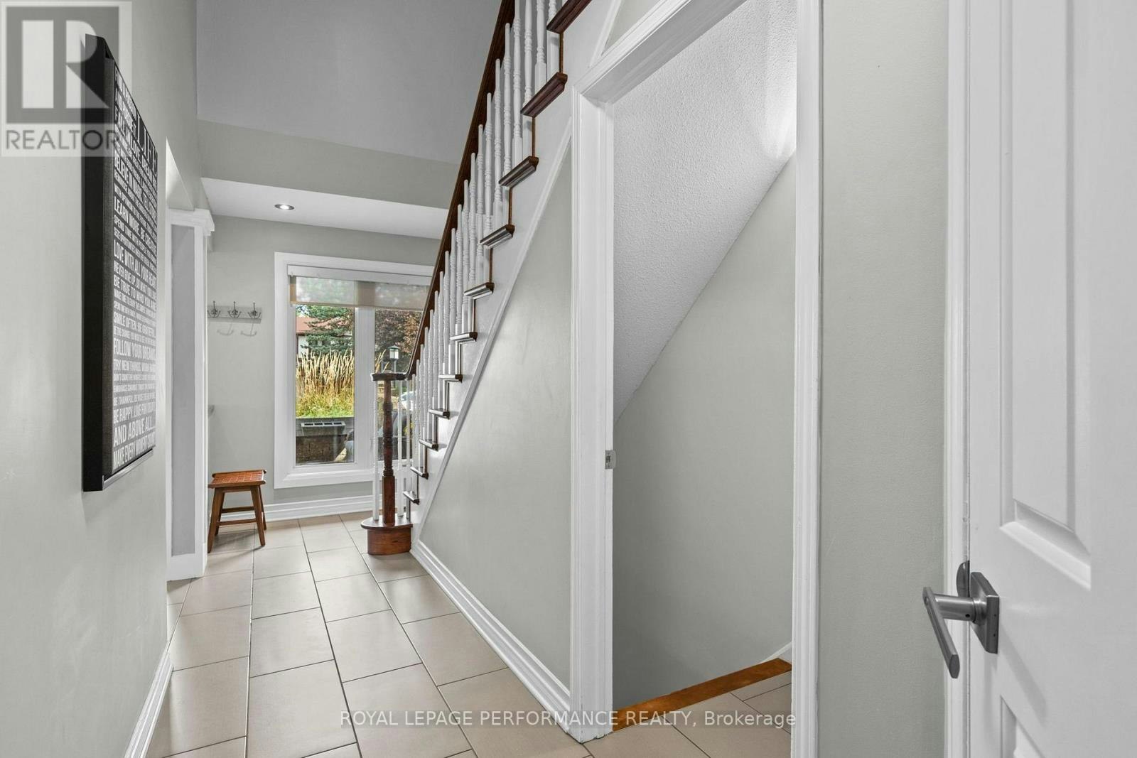 550 Foxview Place, Ottawa, ON, K1K 4C4 - 20