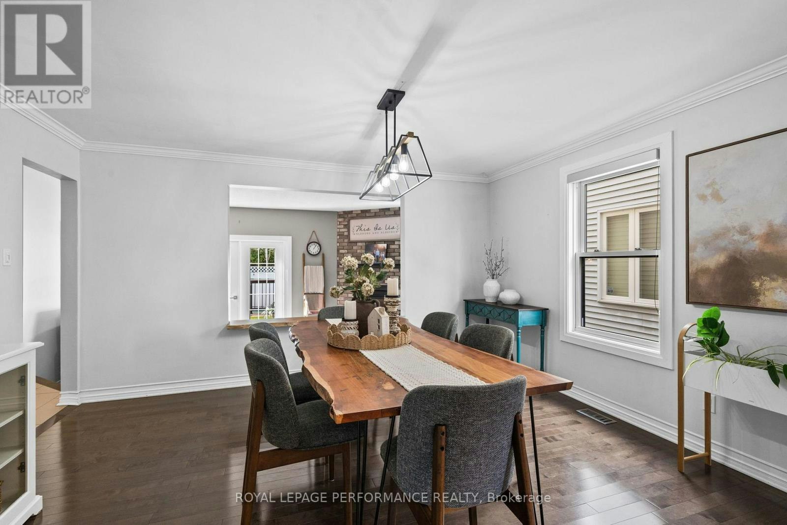 550 Foxview Place, Ottawa, ON, K1K 4C4 - 9