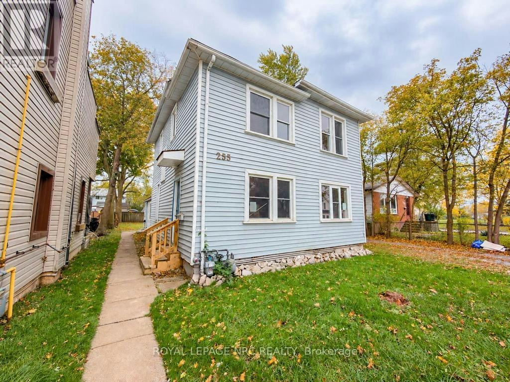 255 Jarvis Street, Fort Erie, ON, L2A 2S7
