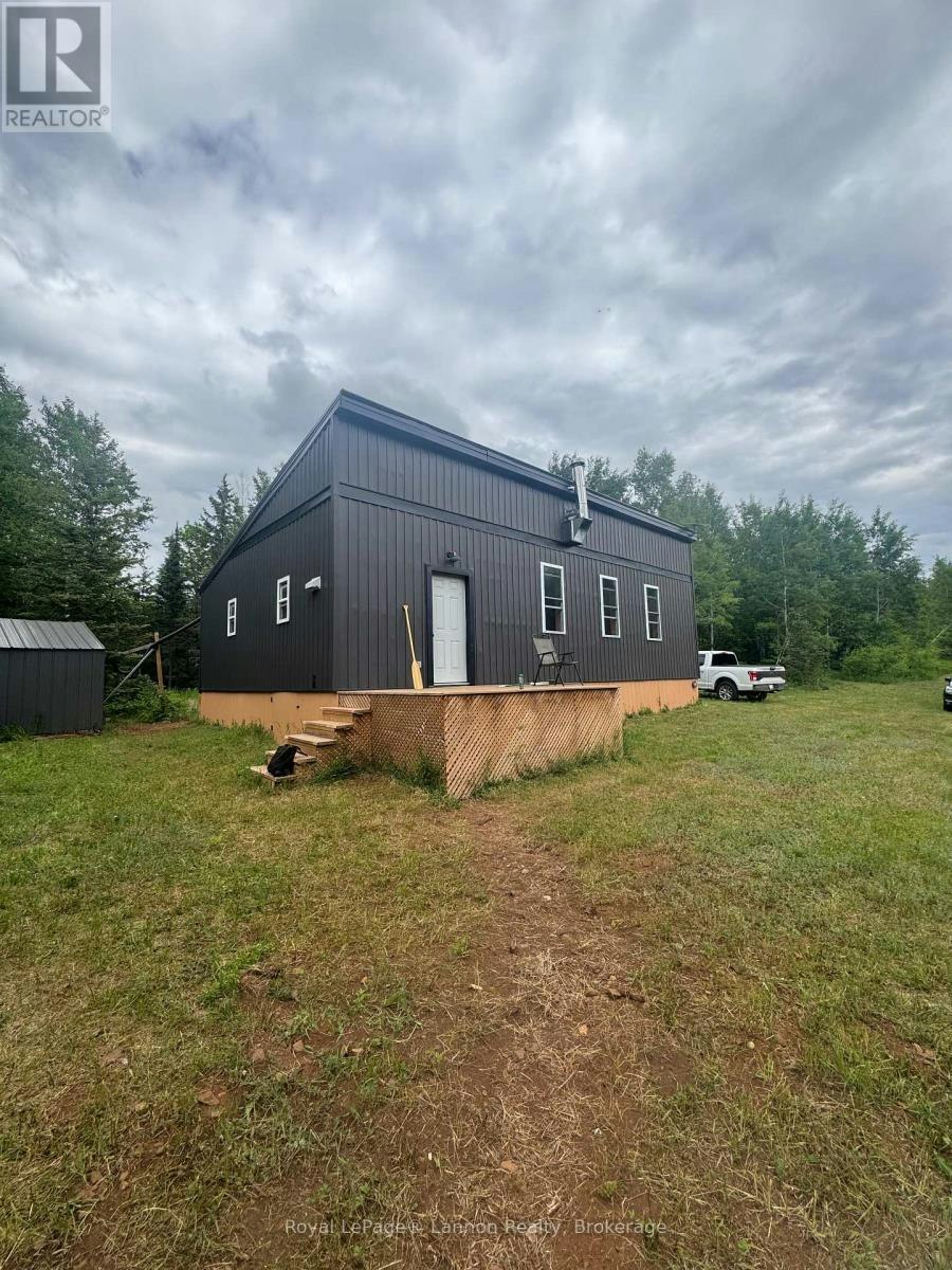 4010 588 Hwy Highway, Wiggins Township, ON, P0T 2K0