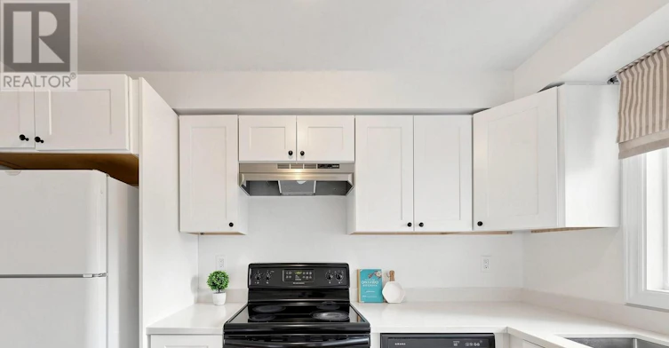 1258 Coleman Court, Innisfil, ON, L9S 1X4 - 12