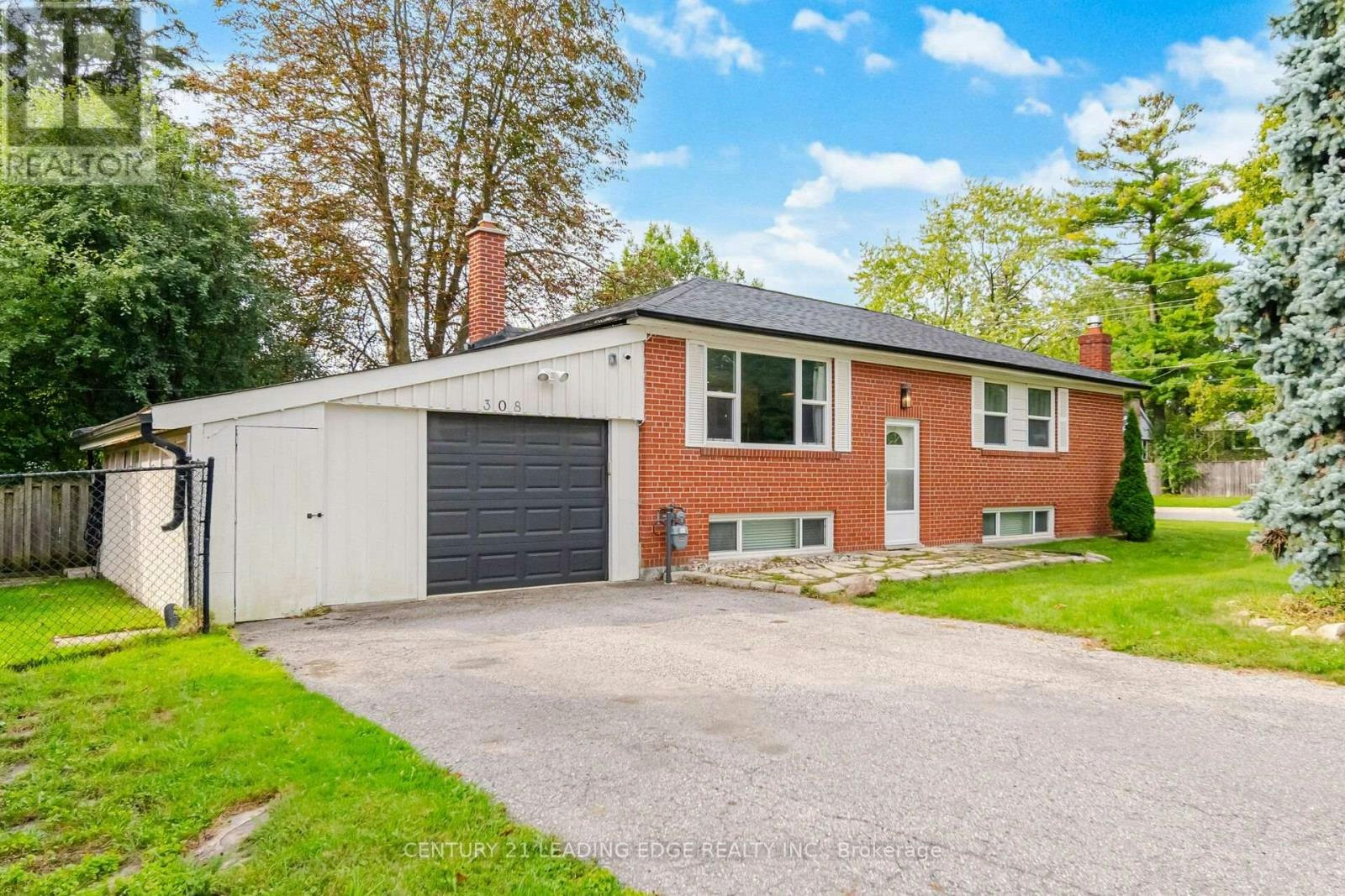 308 Rupert Avenue, Whitchurch-Stouffville, ON, L4A 1C9