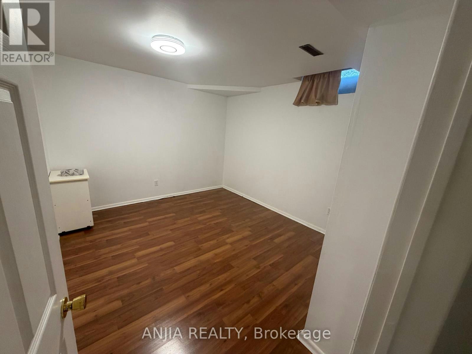 21 Tangmere Crescent, Markham, ON, L3R 6Z1 - 24
