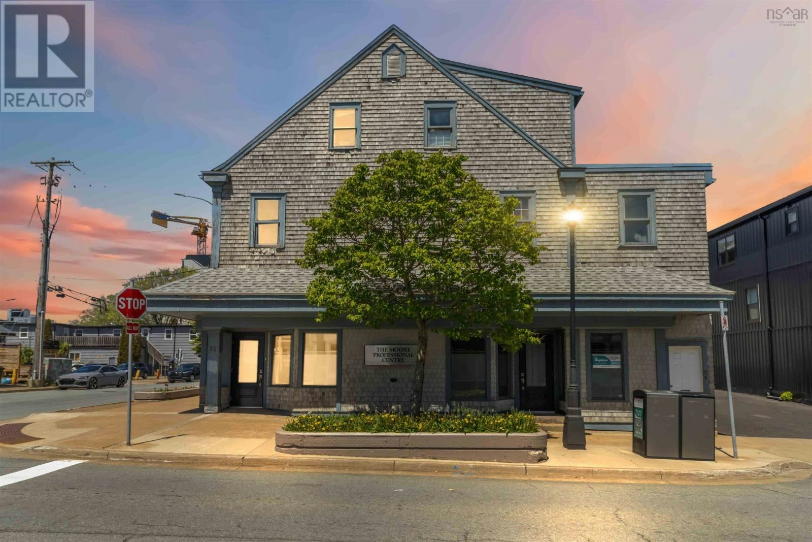 71/75 Portland Street, Dartmouth, NS, B2Y 1H5
