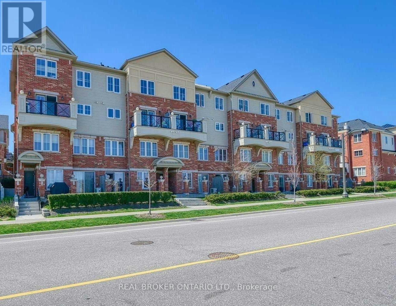 37-51 Hays Boulevard, Oakville, ON, L6H 0J1