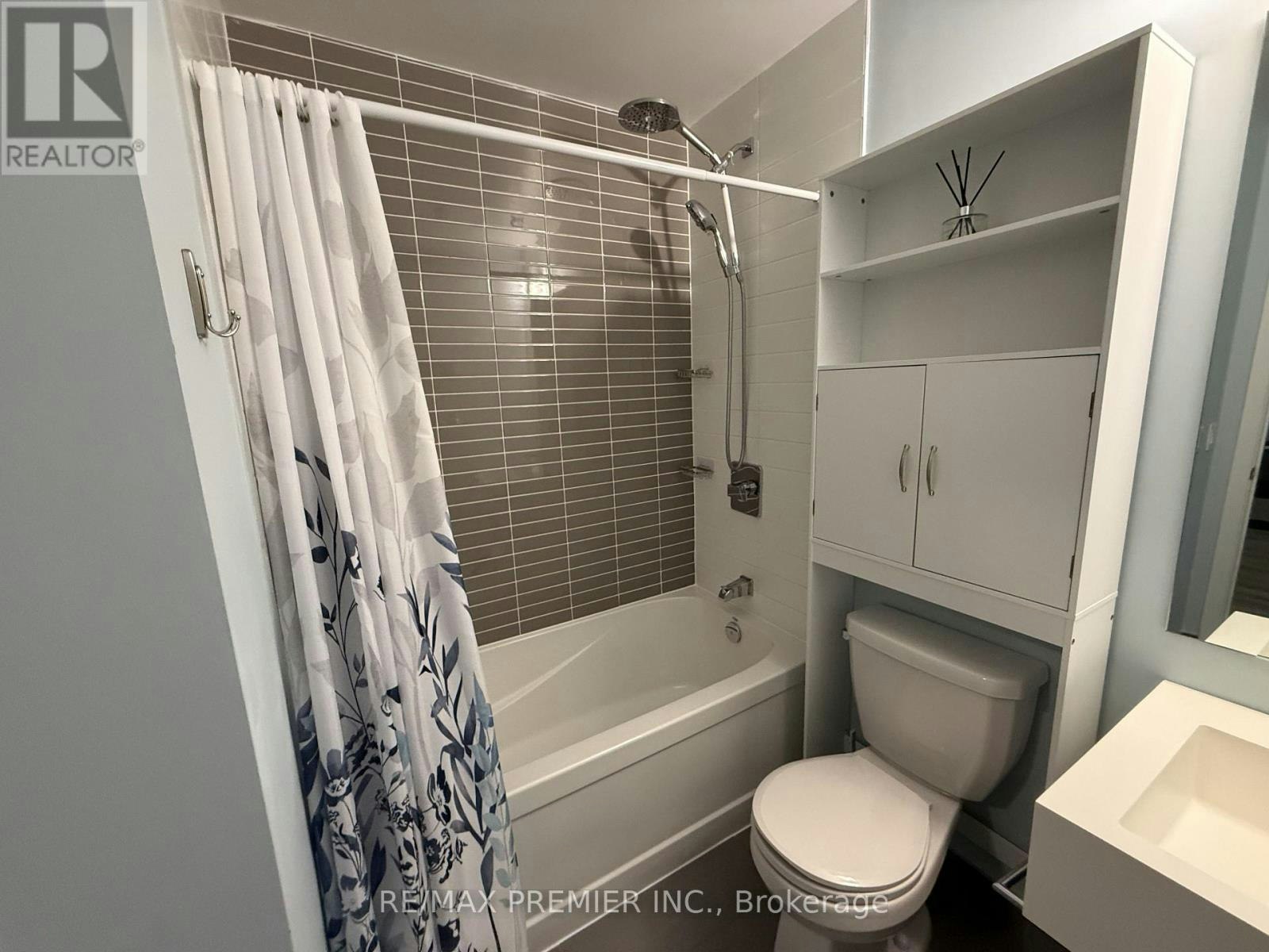 302-25 Neighbourhood Lane, Toronto, ON, M8Y 0C4 - 12