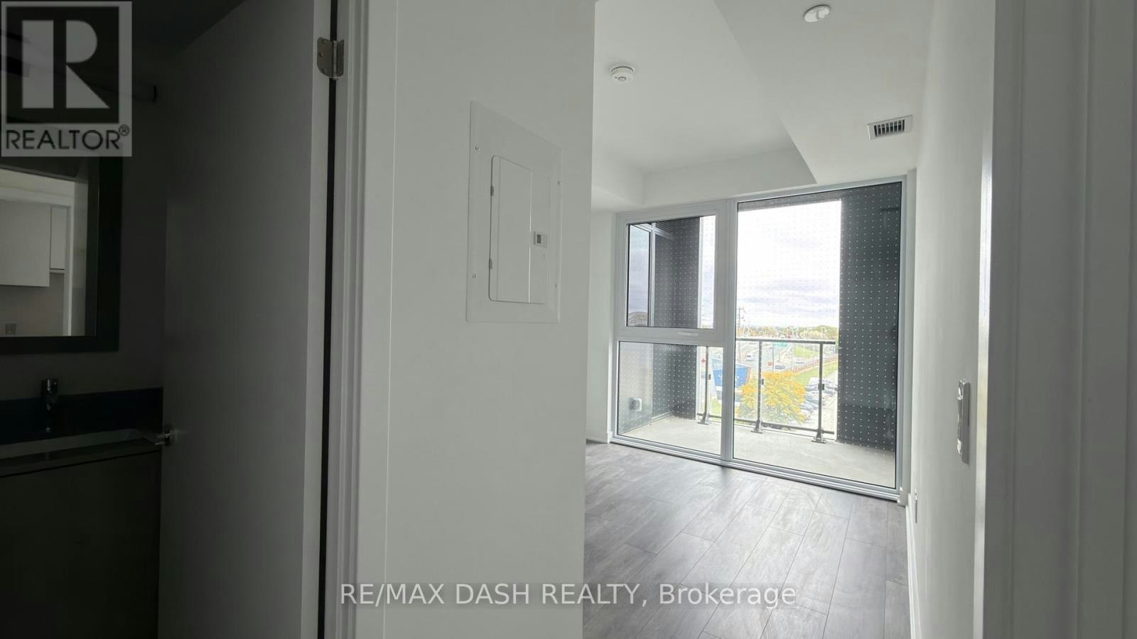316-1007 The Queensway Avenue, Toronto, ON, M8Z 0H4 - 11