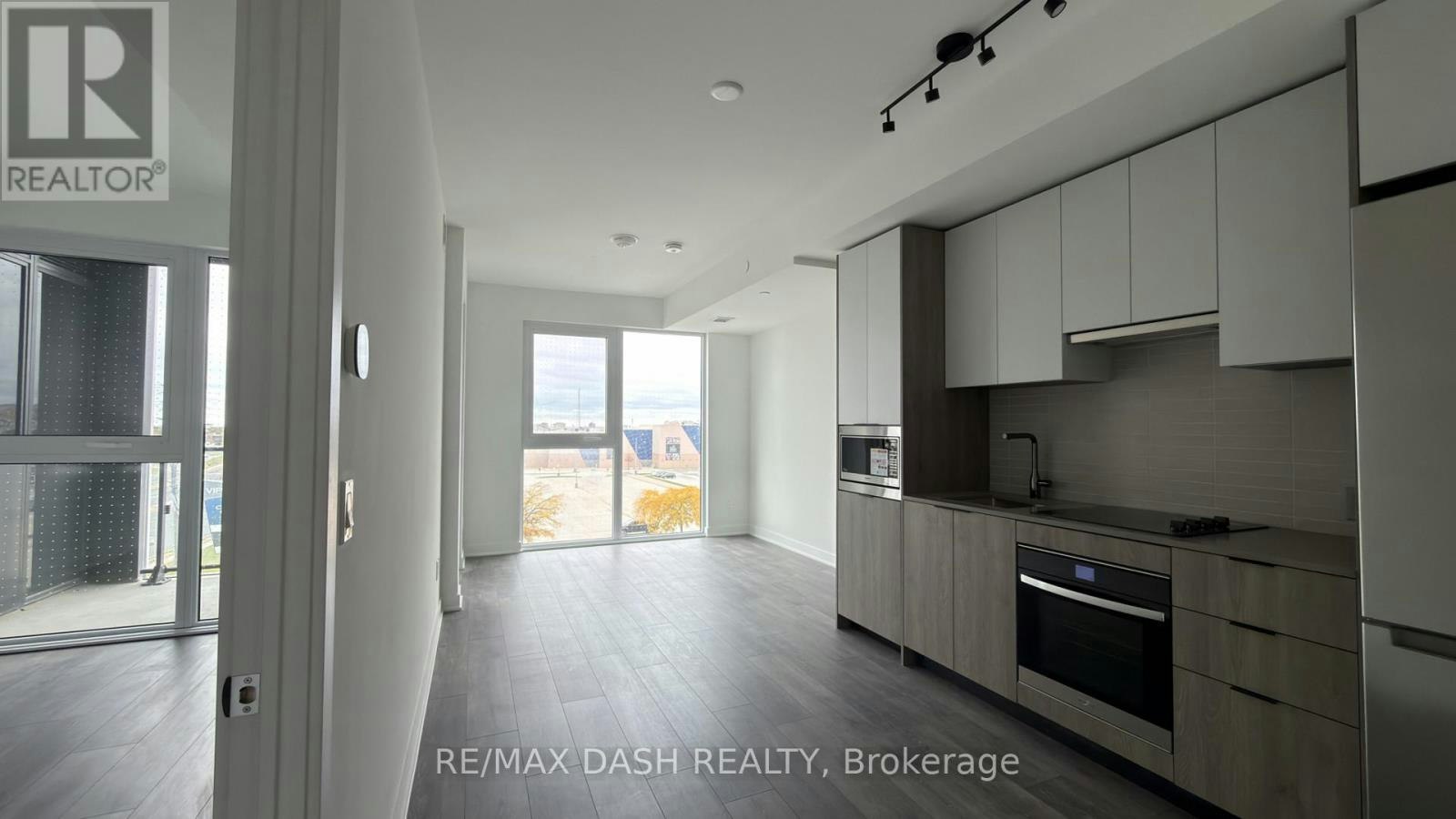 316-1007 The Queensway Avenue, Toronto, ON, M8Z 0H4 - 6