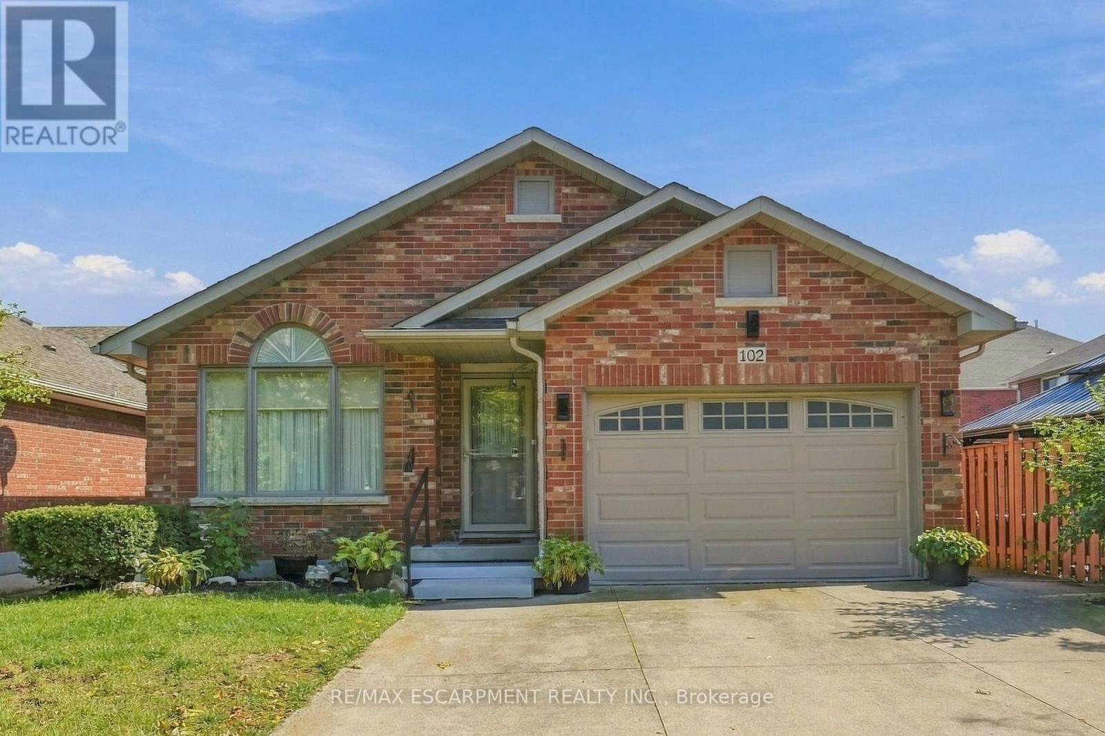 102 Cove Crescent, Hamilton, ON, L8E 5A1