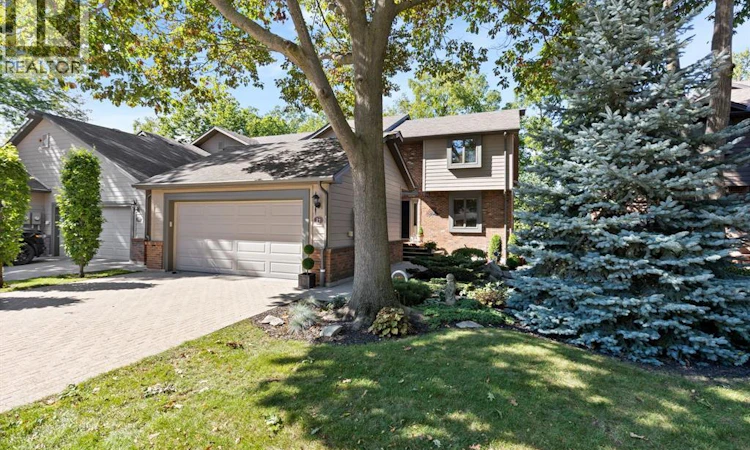21 Fairway Crescent