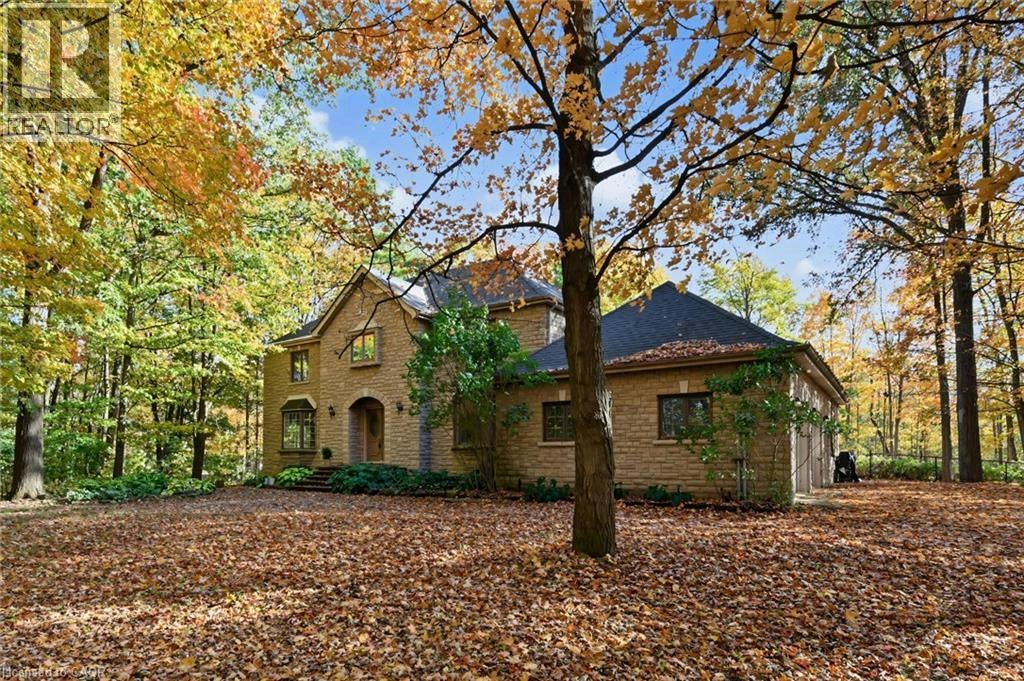 872 6th Conc Road W, Hamilton, ON, L8B 1M9
