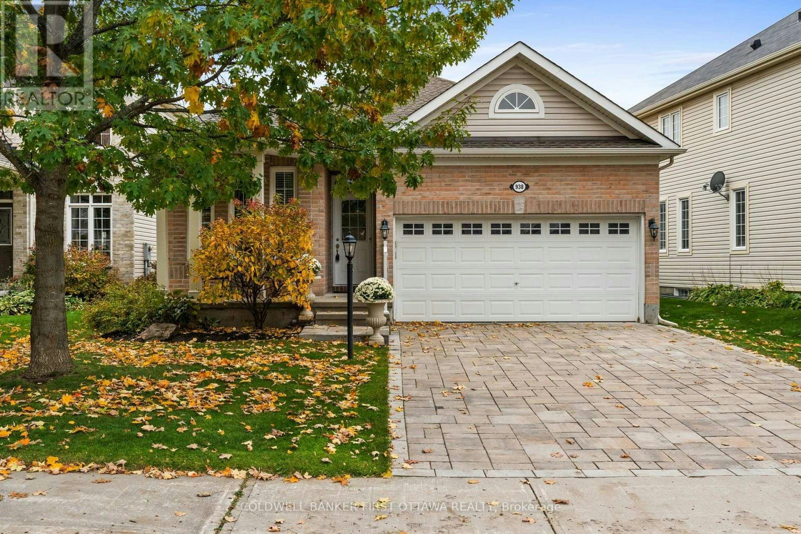 938 Rossburn Crescent, Ottawa, ON, K2J 0Y5
