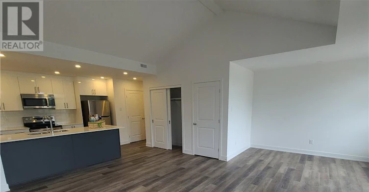 C-390 Rolling Meadows Crescent, Ottawa, ON, K1W 0A7 - 14