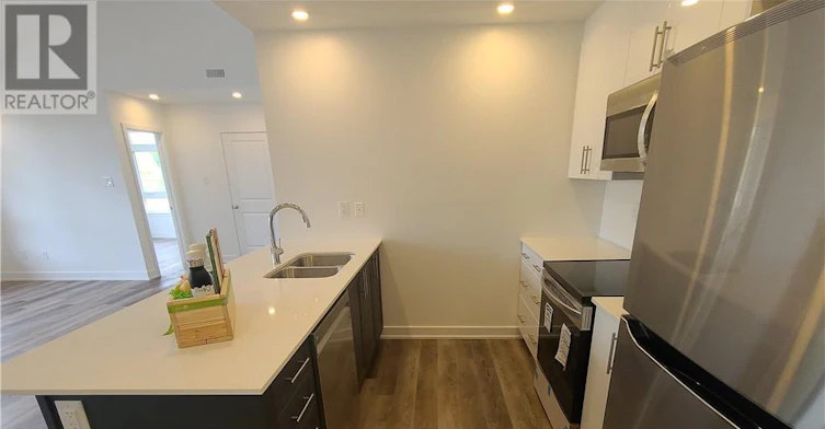 C-390 Rolling Meadows Crescent, Ottawa, ON, K1W 0A7 - 8