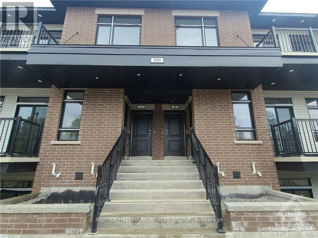 C-390 Rolling Meadows Crescent, Ottawa, ON, K1W 0A7