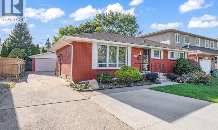4131 Mount Royal Drive