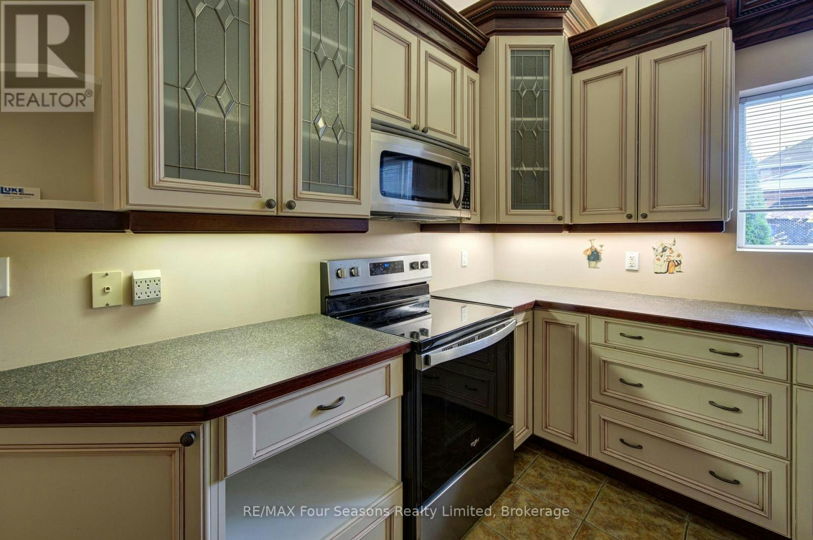 205 Bryan Drive, Collingwood, ON, L9Y 5J3 - 19
