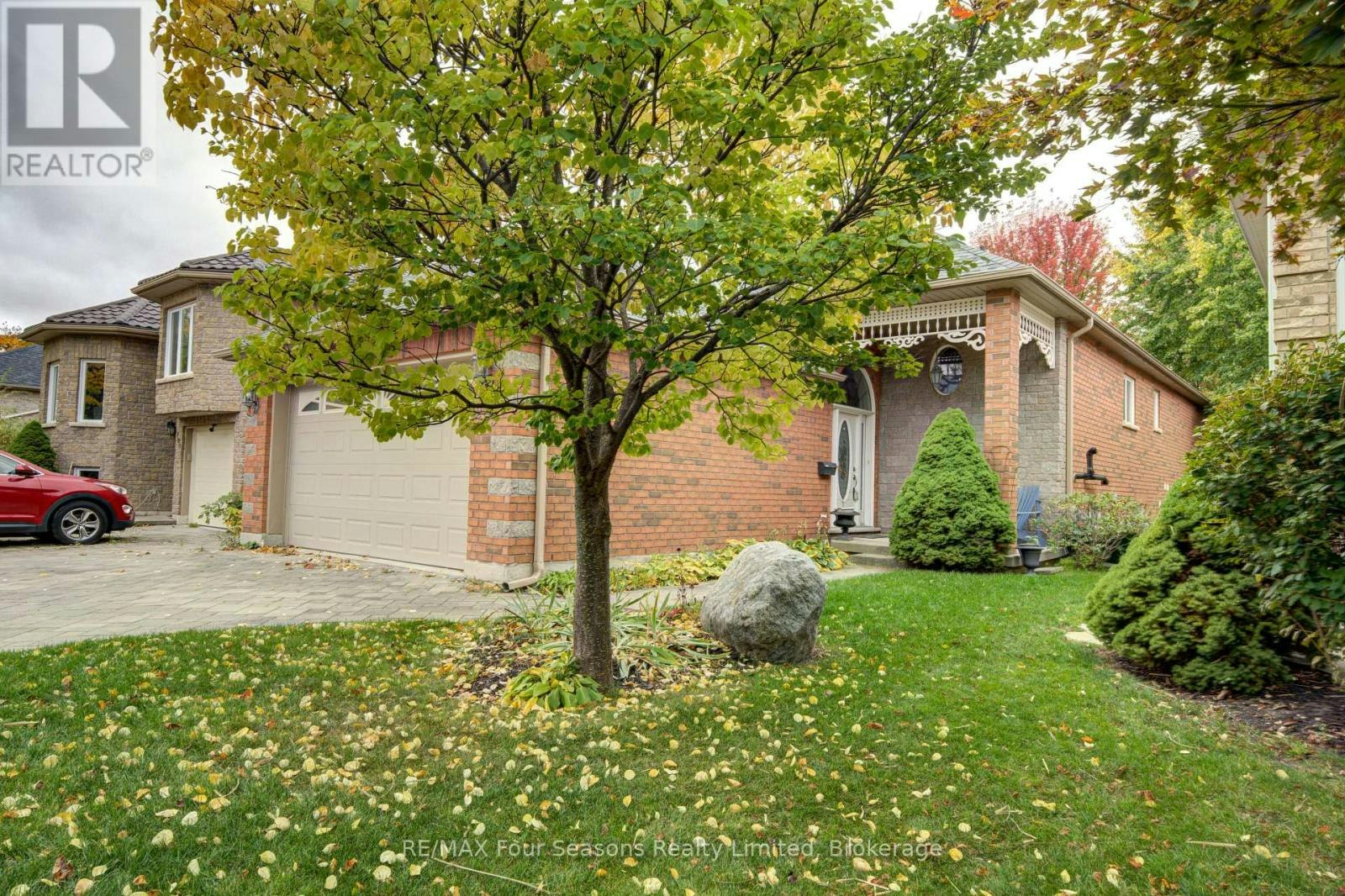 205 Bryan Drive, Collingwood, ON, L9Y 5J3 - 2