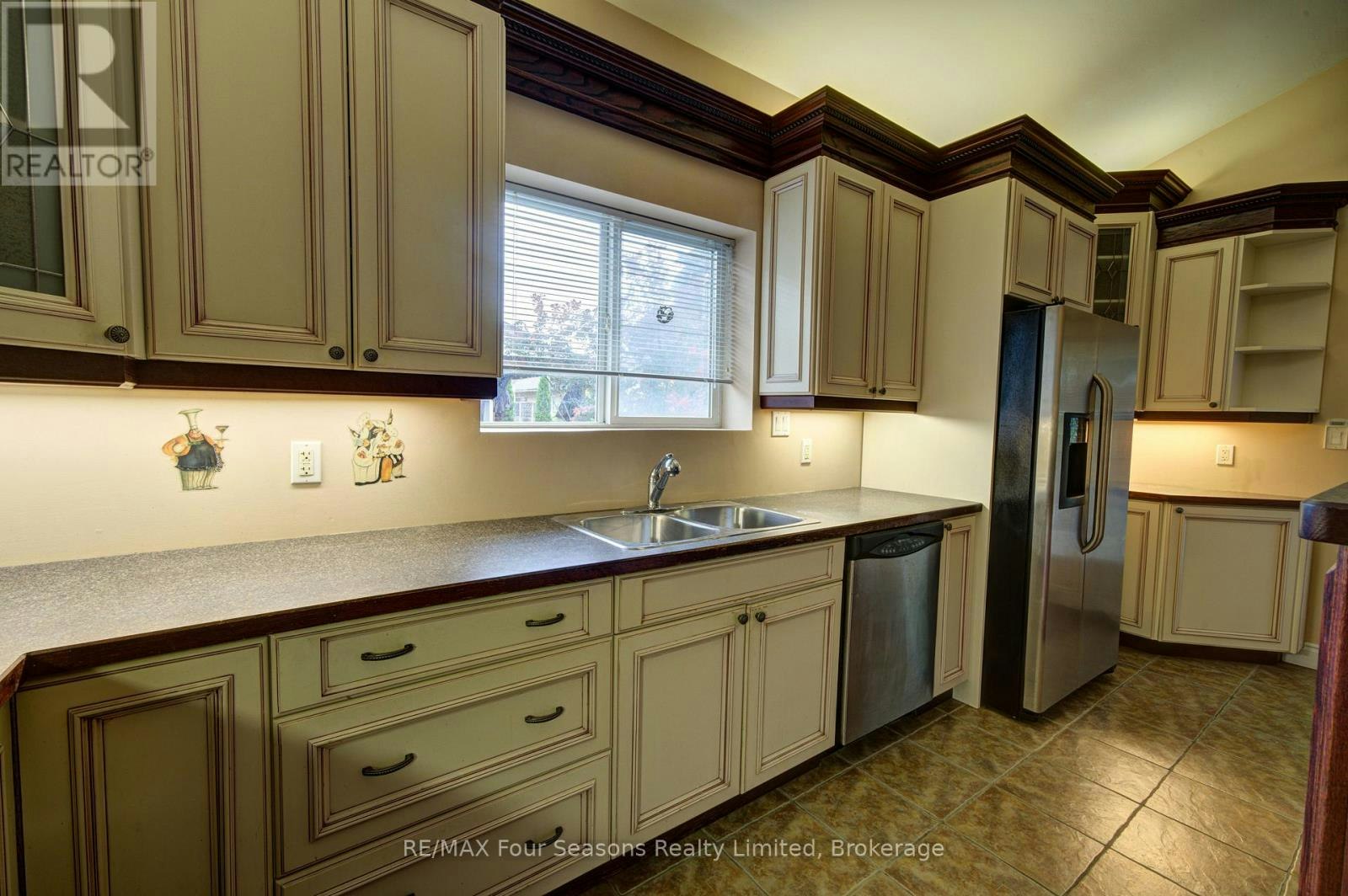 205 Bryan Drive, Collingwood, ON, L9Y 5J3 - 21