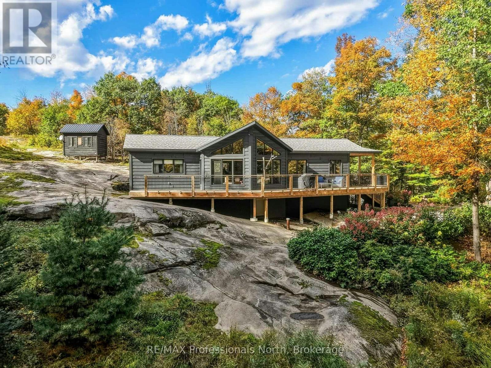 1266 Shore Road NORTH, Muskoka Lakes, ON, P0B 1M0