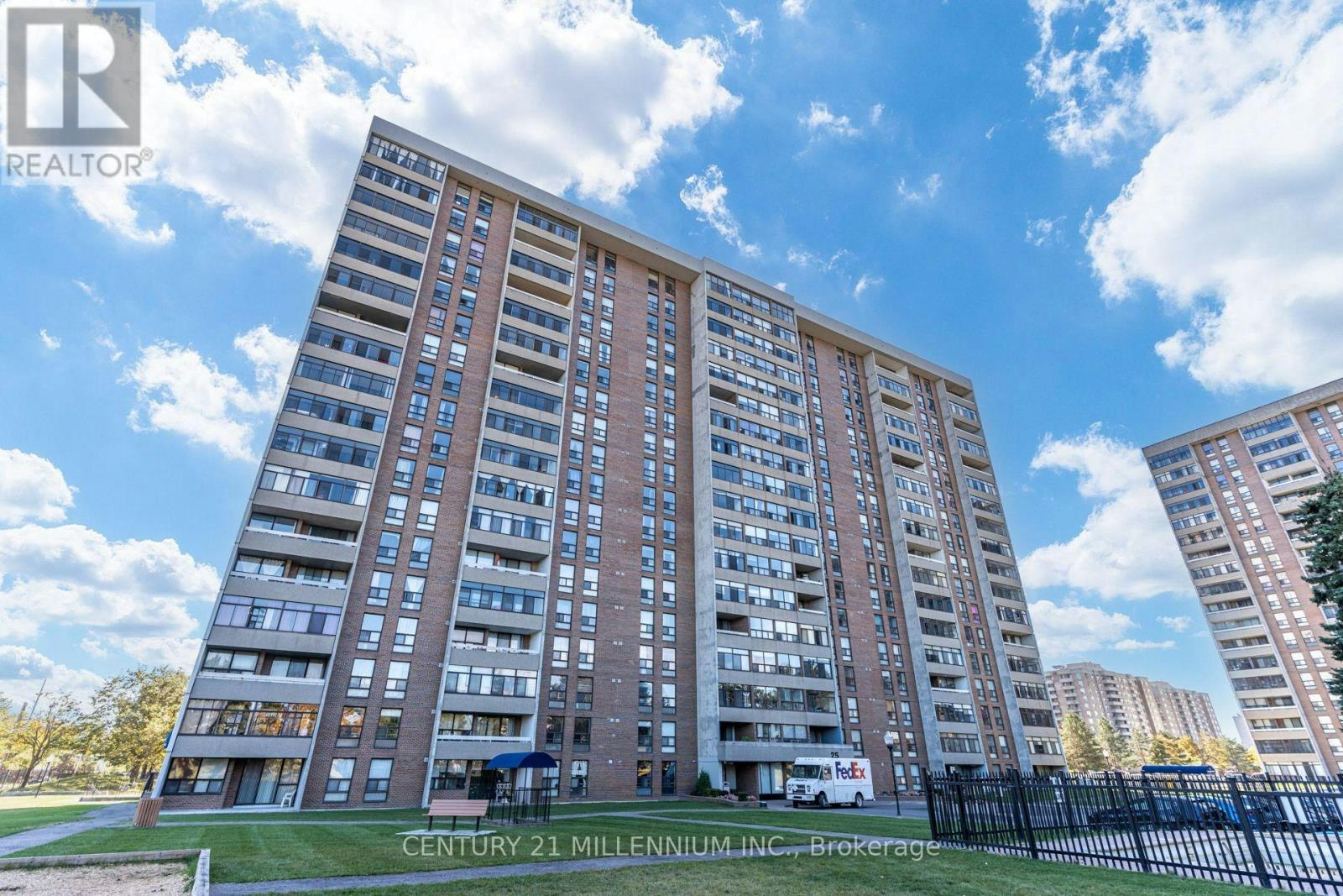 1905-25 Kensington Road, Brampton, ON, L6T 3W8