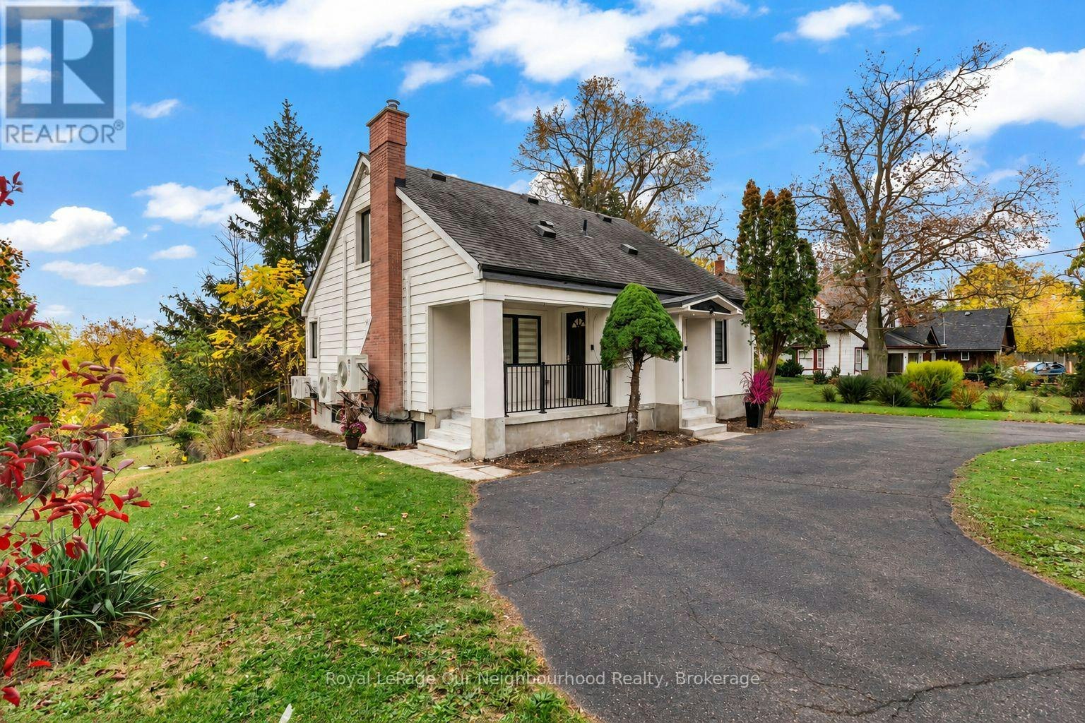 A-513 Parkhill Road W, Peterborough, ON, K9H 3J4
