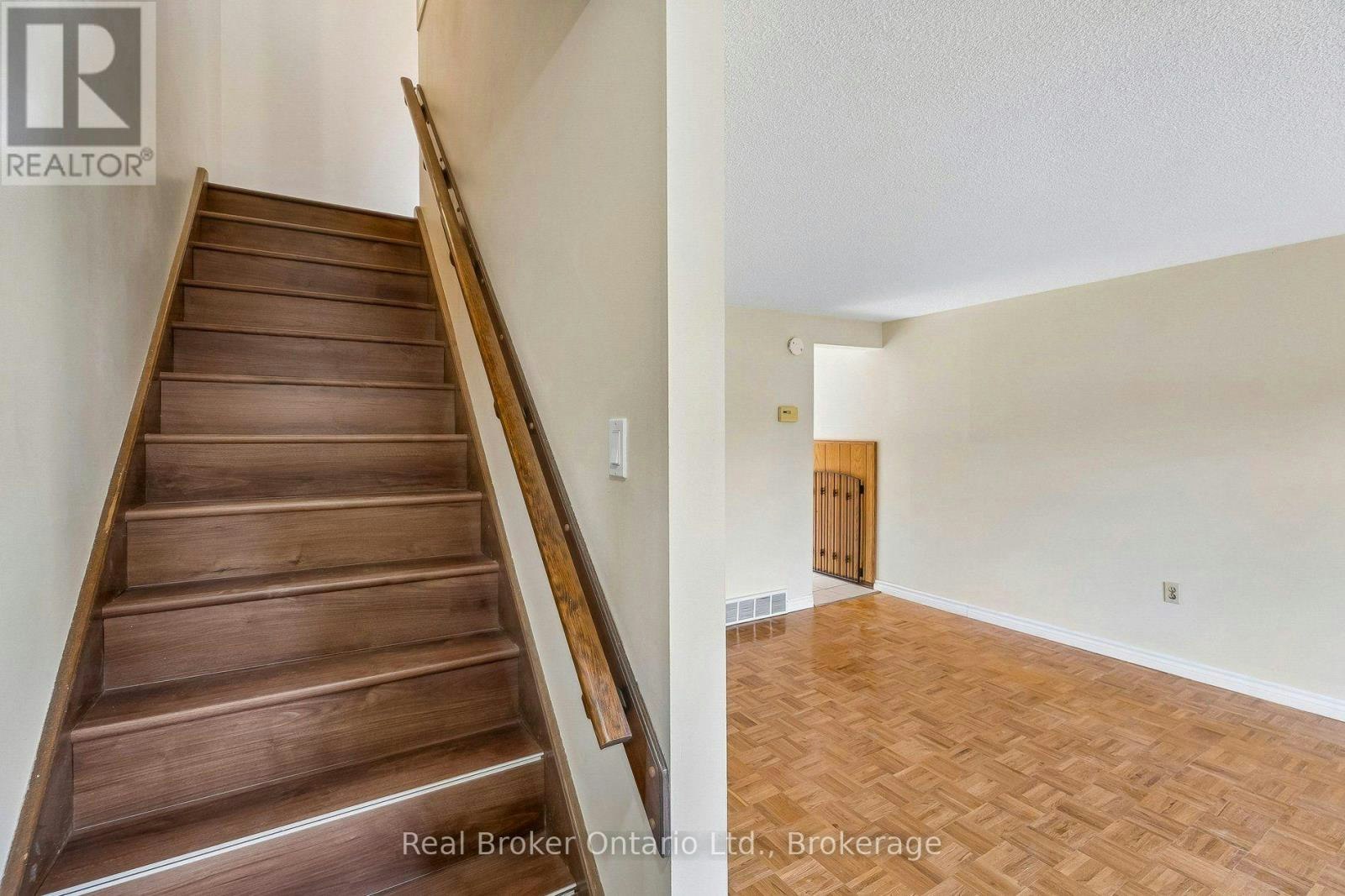 1/2-310 Linwell Road, St. Catharines, ON, L2N 1T3 - 6