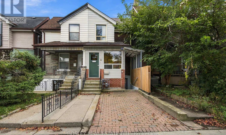 15 Lumbervale Avenue