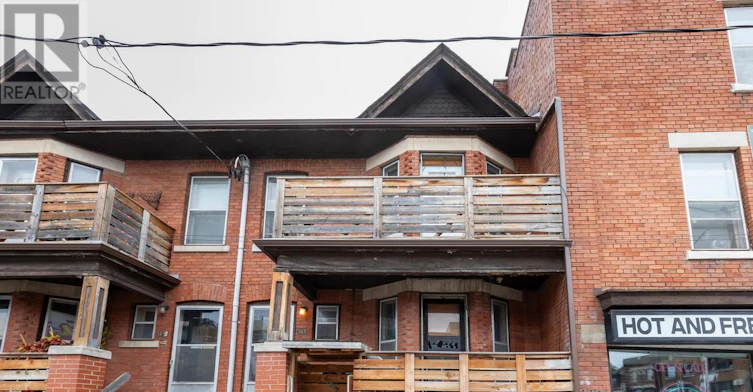 2-365 Clinton Street, Toronto, ON, N8X 1A7