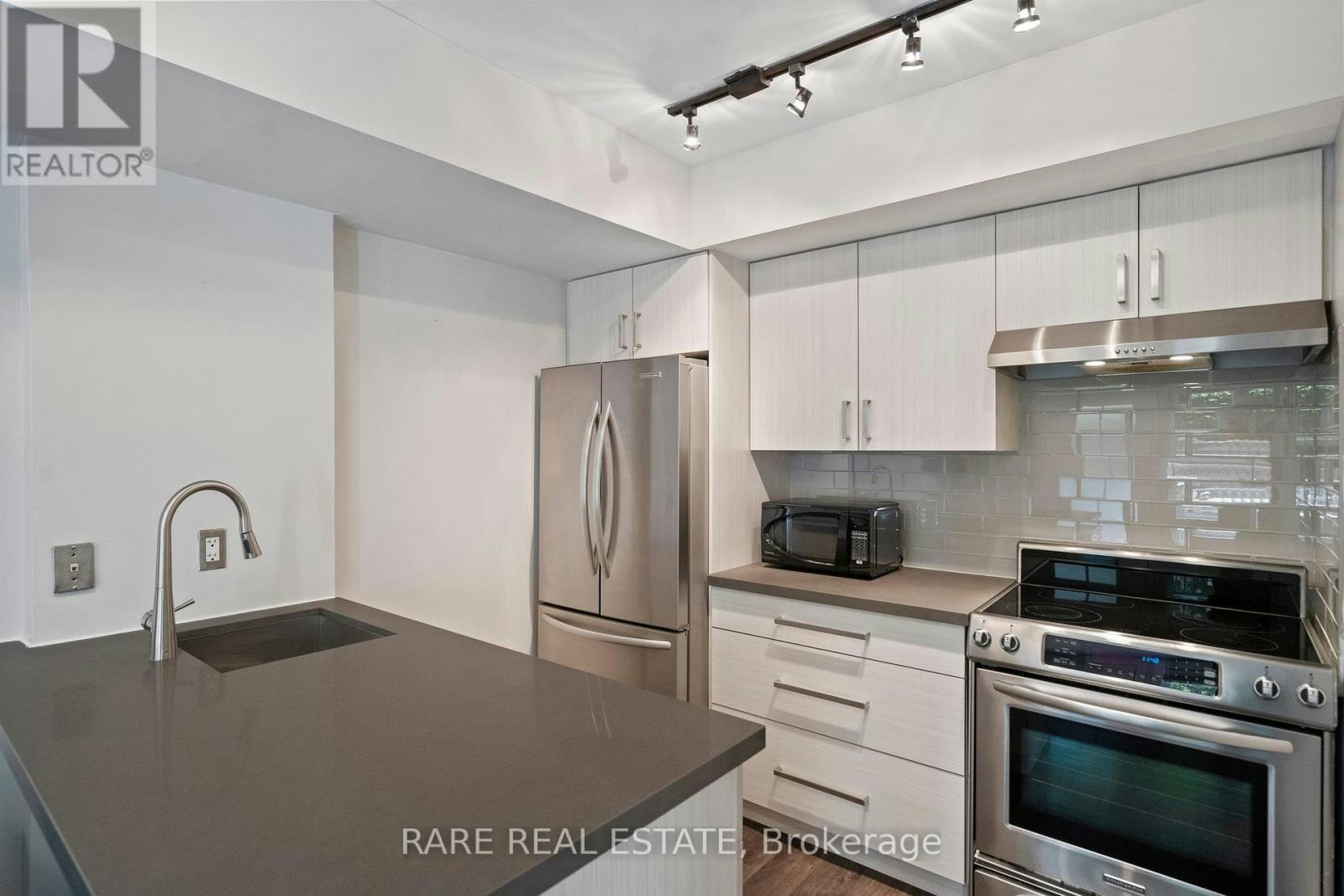 1222-21 Pirandello Street, Toronto, ON, M6K 3P4 - 6