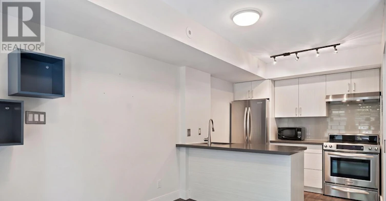 1222-21 Pirandello Street, Toronto, ON, M6K 3P4 - 27