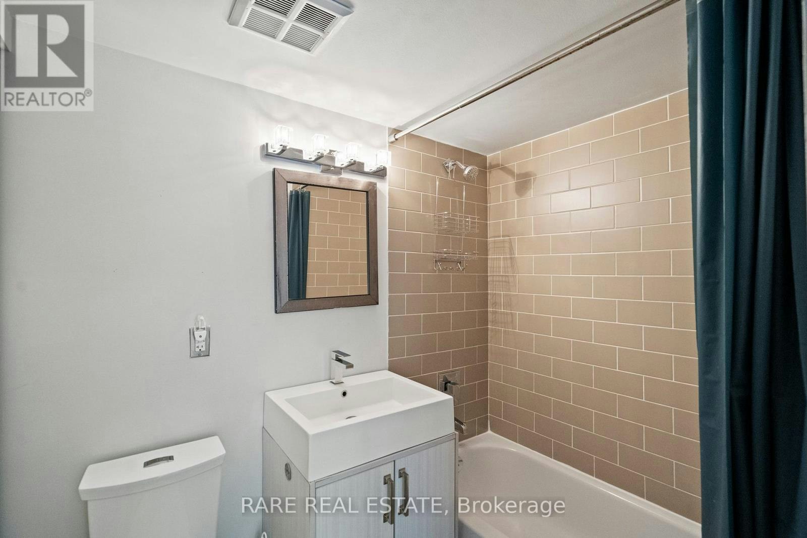 1222-21 Pirandello Street, Toronto, ON, M6K 3P4 - 7