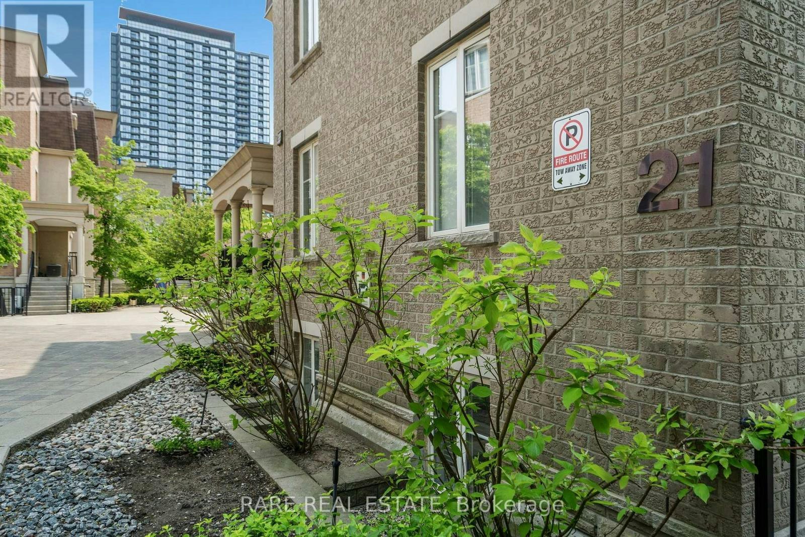 1222-21 Pirandello Street, Toronto, ON, M6K 3P4 - 17