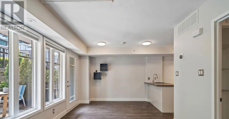 1222-21 Pirandello Street, Toronto, ON, M6K 3P4 - 30