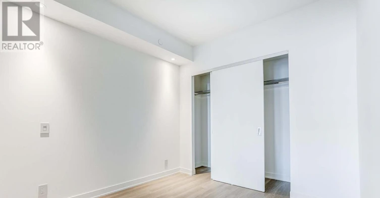 Q820-120 Ontario Street, Toronto, ON, M5A 1C4 - 9