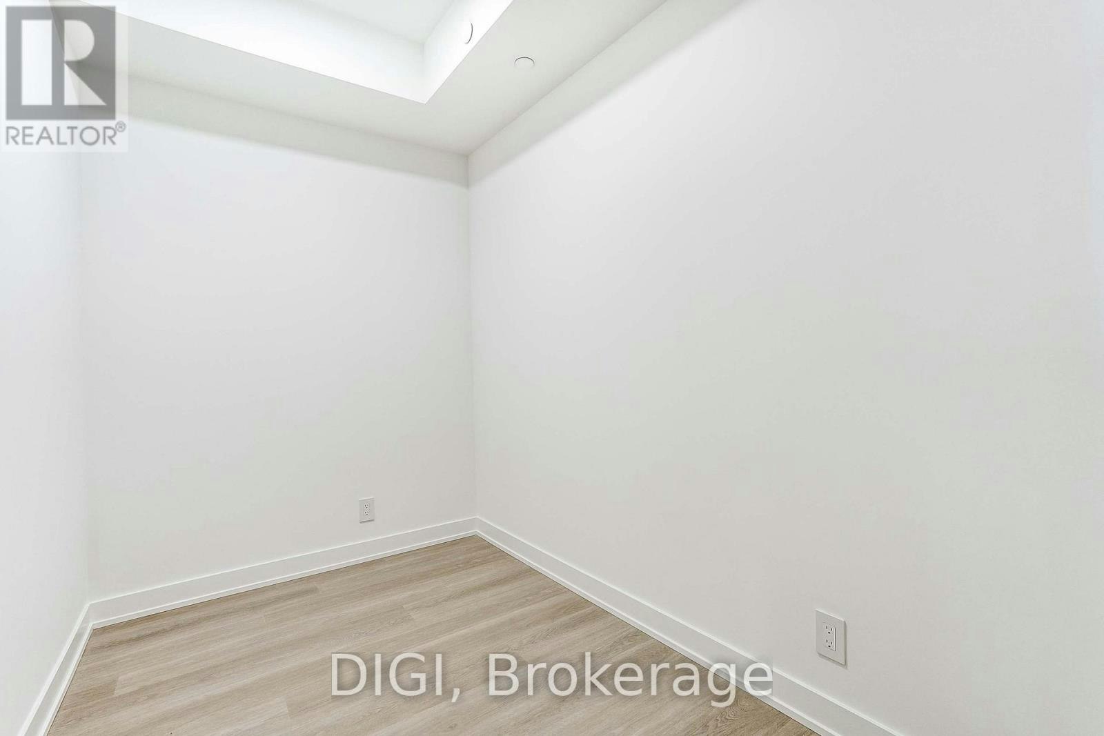 Q820-120 Ontario Street, Toronto, ON, M5A 1C4 - 15