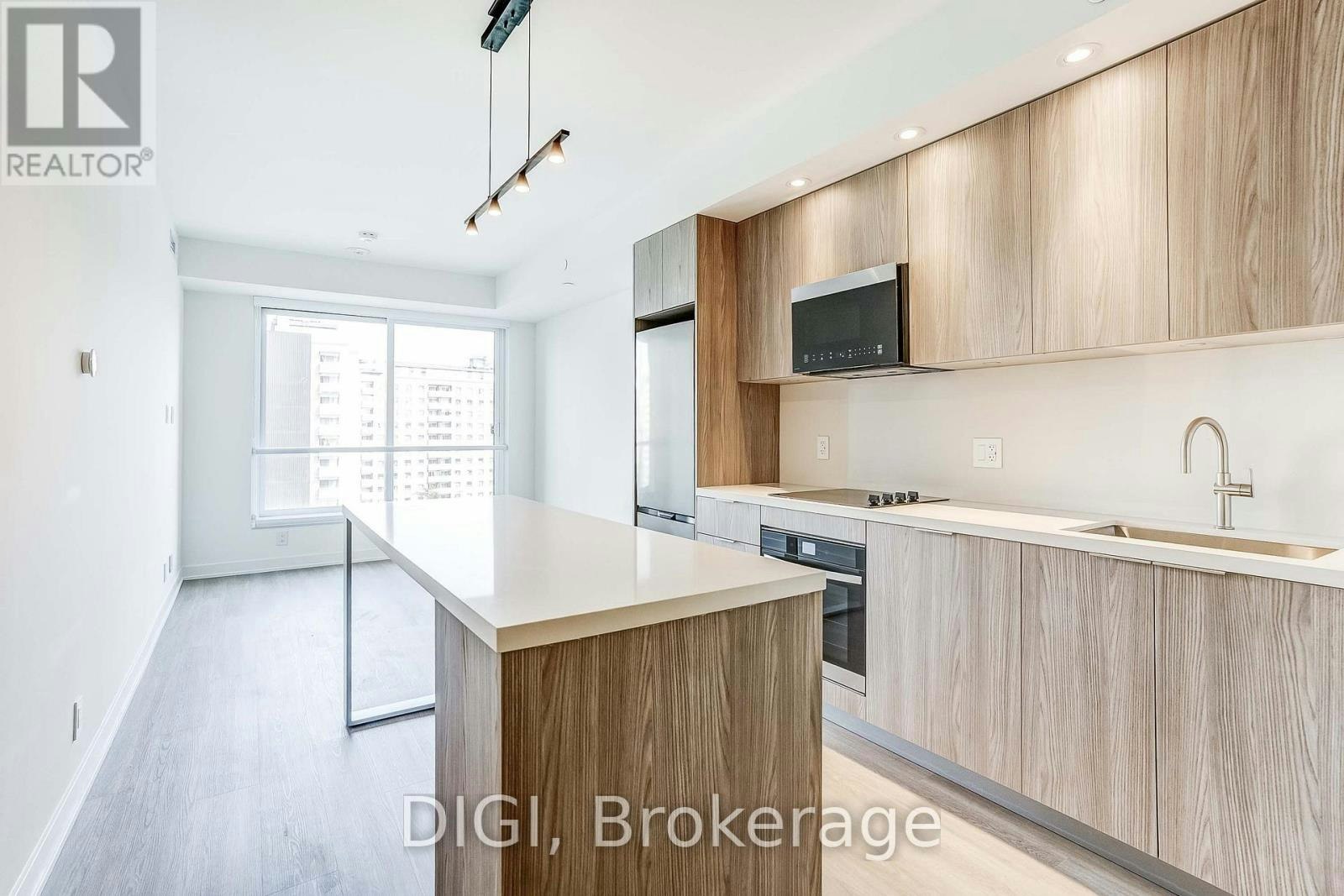 Q820-120 Ontario Street, Toronto, ON, M5A 1C4 - 3