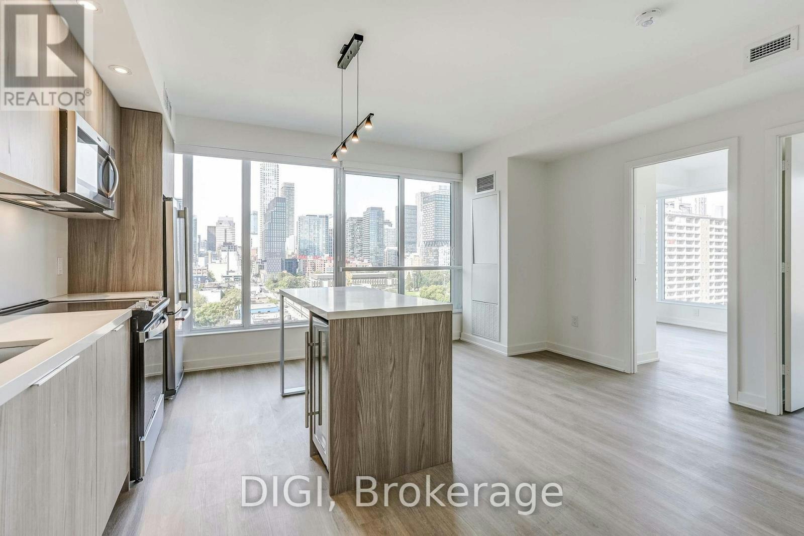 Q817-120 Ontario Street, Toronto, ON, M5A 1C4 - 2
