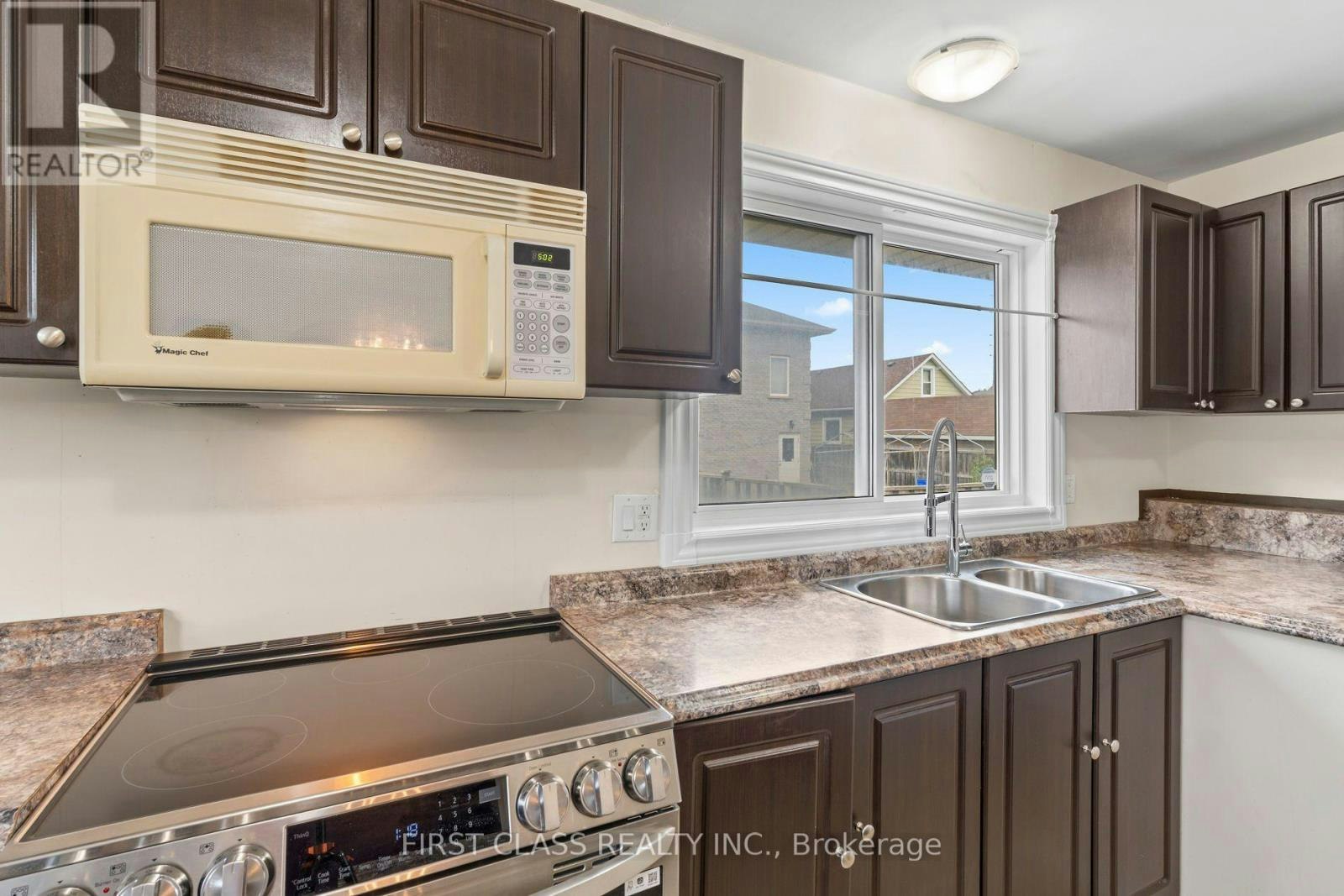 284 Jackson Avenue, Oshawa, ON, L1H 3C5 - 11