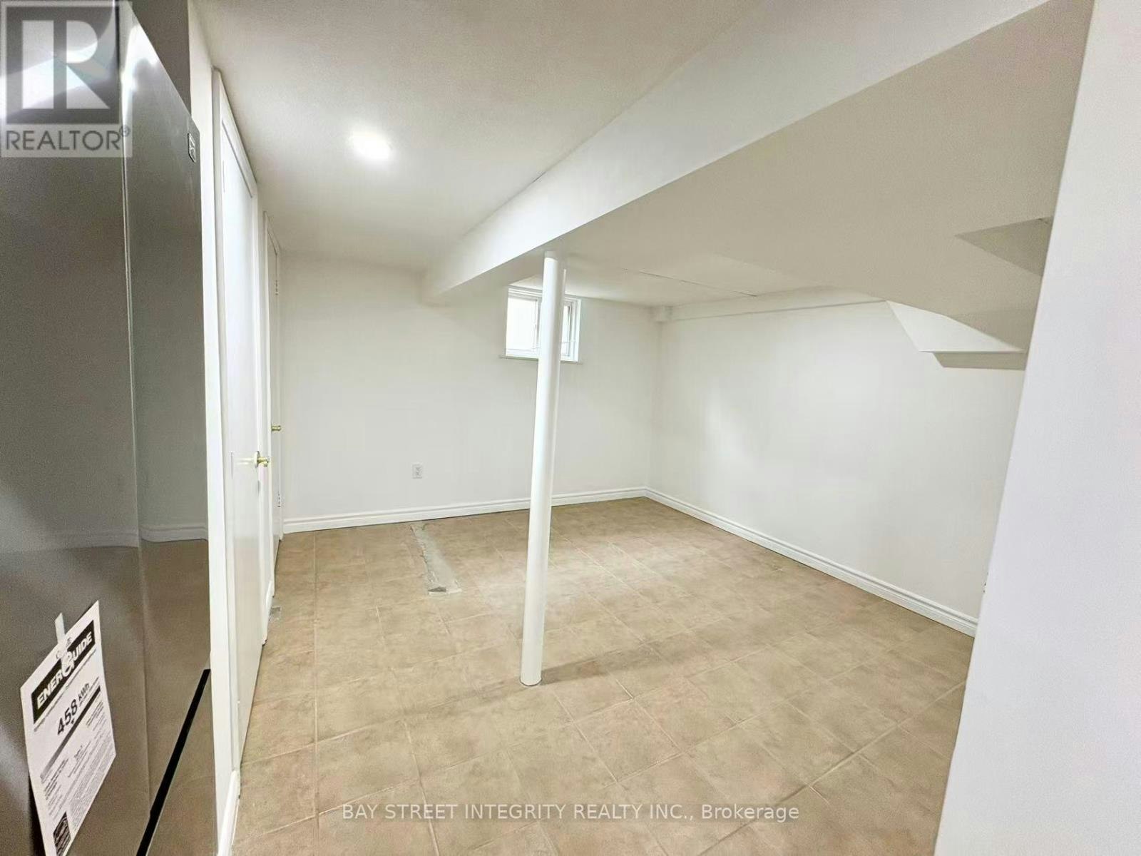 BASEMENT - BASEMENT-18 Leisure Lane, Richmond Hill, ON, L4C 4W8 - 14
