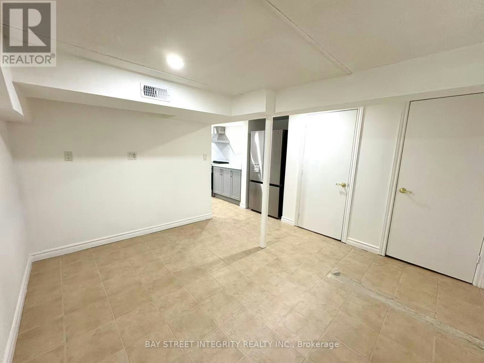BASEMENT - BASEMENT-18 Leisure Lane, Richmond Hill, ON, L4C 4W8 - 15
