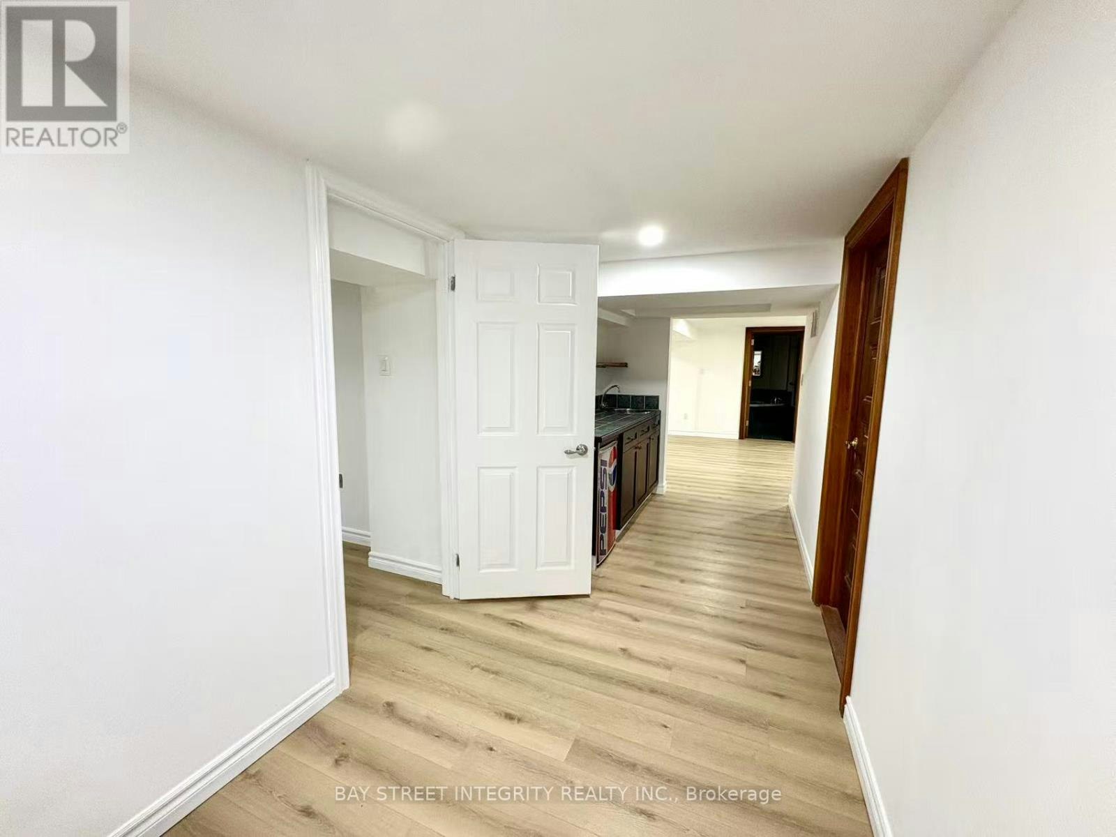 BASEMENT - BASEMENT-18 Leisure Lane, Richmond Hill, ON, L4C 4W8 - 3