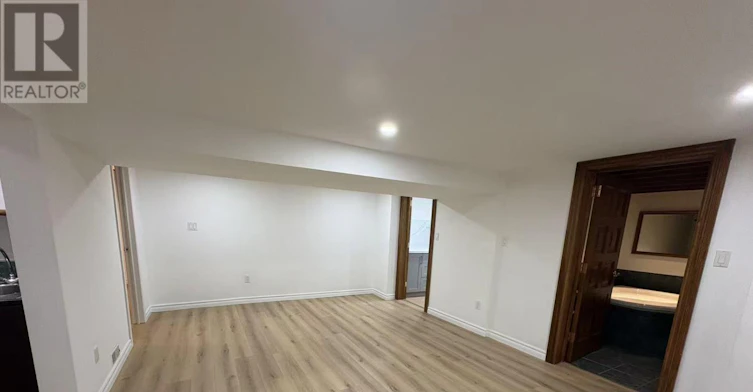 BASEMENT - BASEMENT-18 Leisure Lane, Richmond Hill, ON, L4C 4W8 - 8